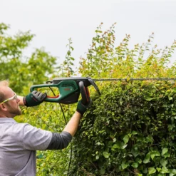 Bosch 500W Advanced HedgeCut 65 Hedge Trimmer 18 Bosch 500W Advanced HedgeCut 65 Hedge Trimmer -Deals A Sunlit Garden Store 12885388 3814961768895744