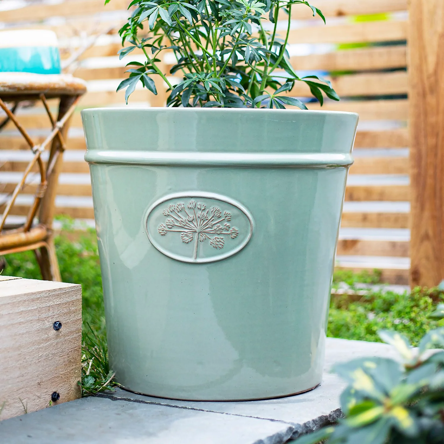 Country Living Heritage Sage Cone Pot - 21cm 6 Country Living Heritage Sage Cone Pot - 21cm - Image 6