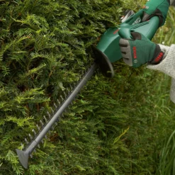Bosch EasyHedgeCut 18-45 Hedge Trimmer -Deals A Sunlit Garden Store 13496928 2014961768872203