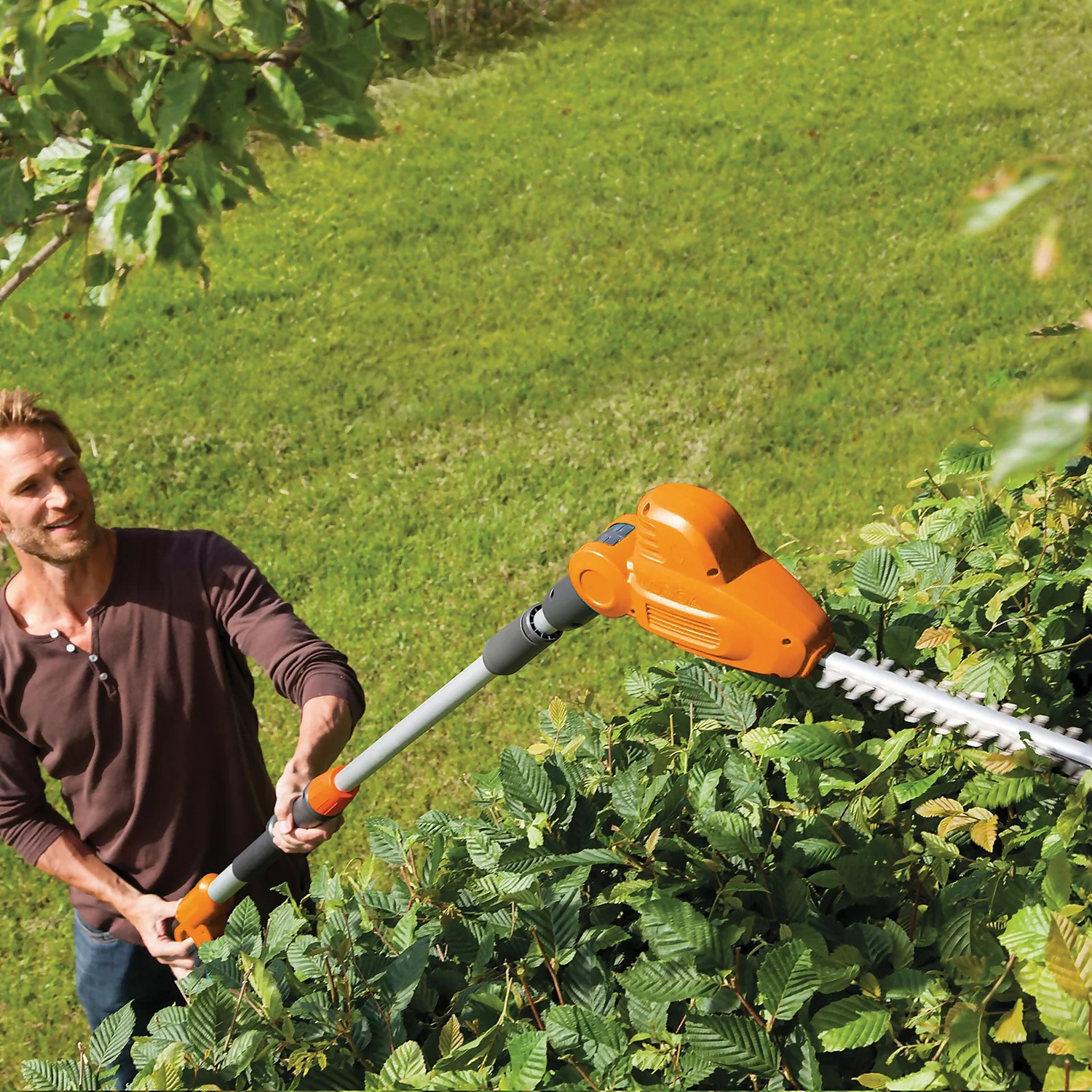 Flymo SabreCut XT TeleHedge Trimmer 6 Flymo SabreCut XT TeleHedge Trimmer - Image 6