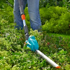 GARDENA Telescopic Cordless 18V Hedge Trimmer 13 GARDENA Telescopic Cordless 18V Hedge Trimmer -Deals A Sunlit Garden Store 13524827 1494936344507846