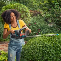 GARDENA ComfortCut Cordless 18V 50 Hedge Trimmer 12 GARDENA ComfortCut Cordless 18V 50 Hedge Trimmer -Deals A Sunlit Garden Store 13524828 1455049587661849