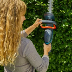 GARDENA ComfortCut Cordless 18V 50 Hedge Trimmer 13 GARDENA ComfortCut Cordless 18V 50 Hedge Trimmer -Deals A Sunlit Garden Store 13524828 1545049587703195