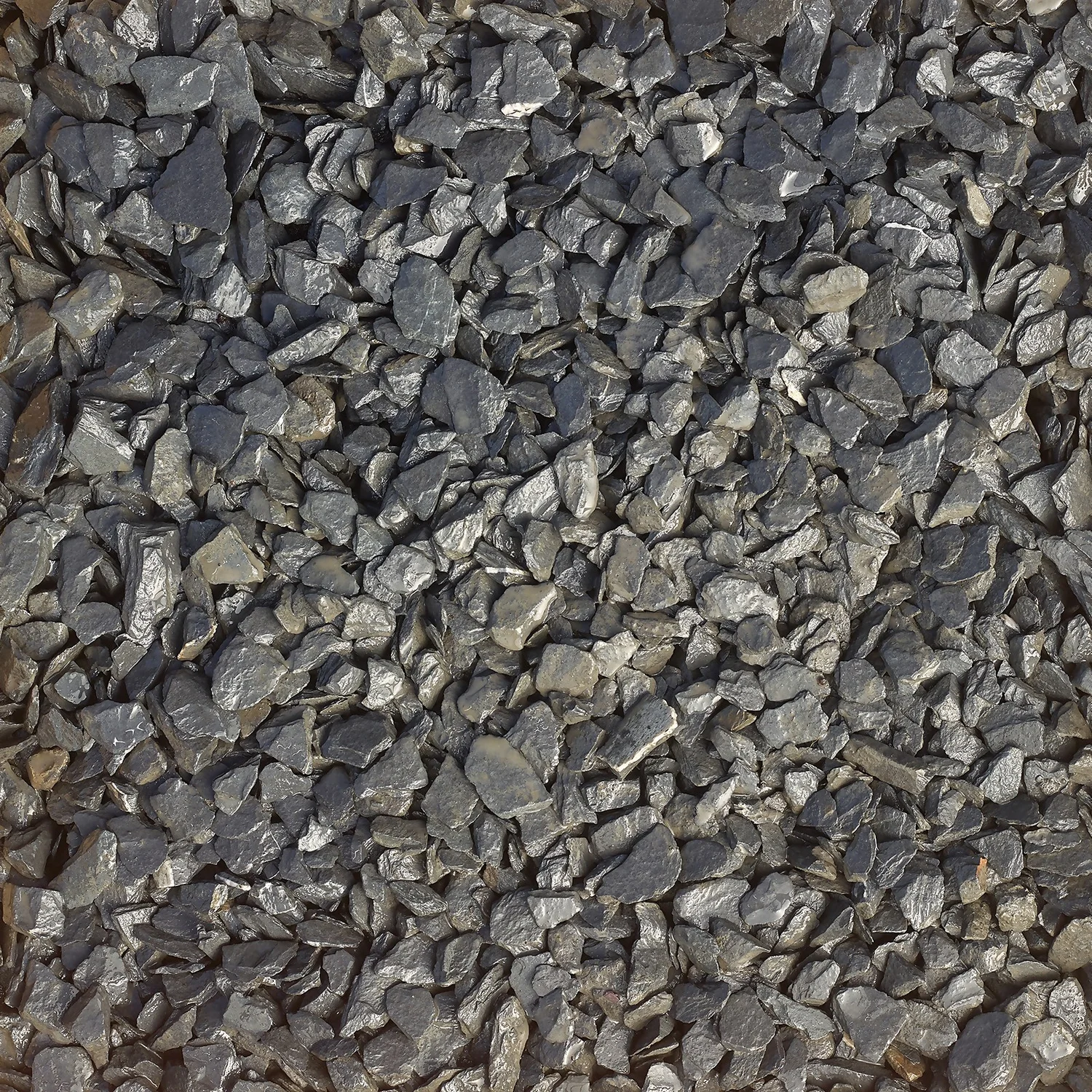 Stylish Stone Black Slate Chippings 40mm - Bulk Bag 750kg 2 Stylish Stone Black Slate Chippings 40mm - Bulk Bag 750kg - Image 2