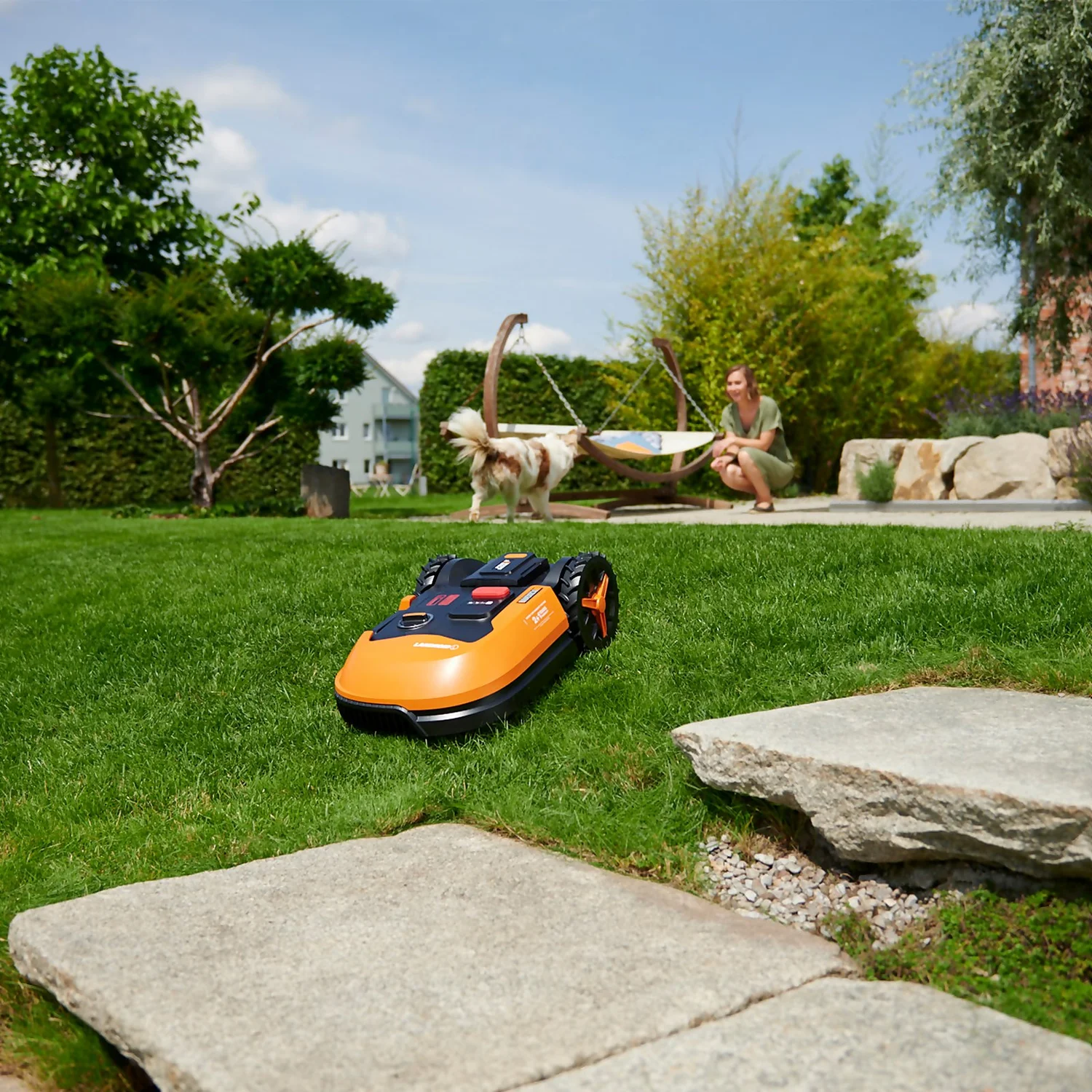 Worx Landroid L1000 Robotic Lawn Mower 2 Worx Landroid L1000 Robotic Lawn Mower - Image 2
